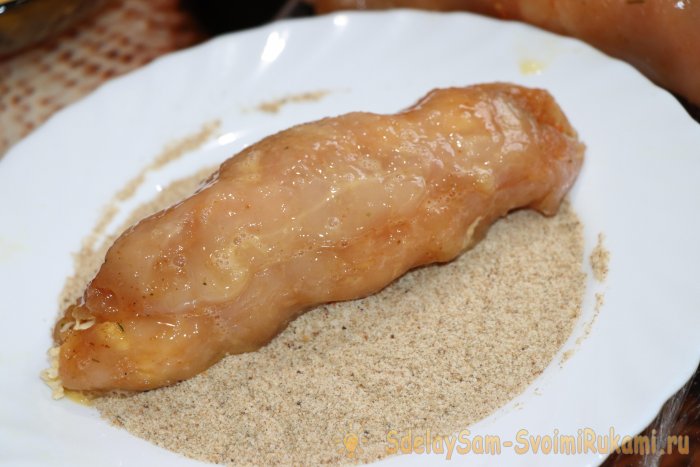 Куриный рулет с сыром на праздник