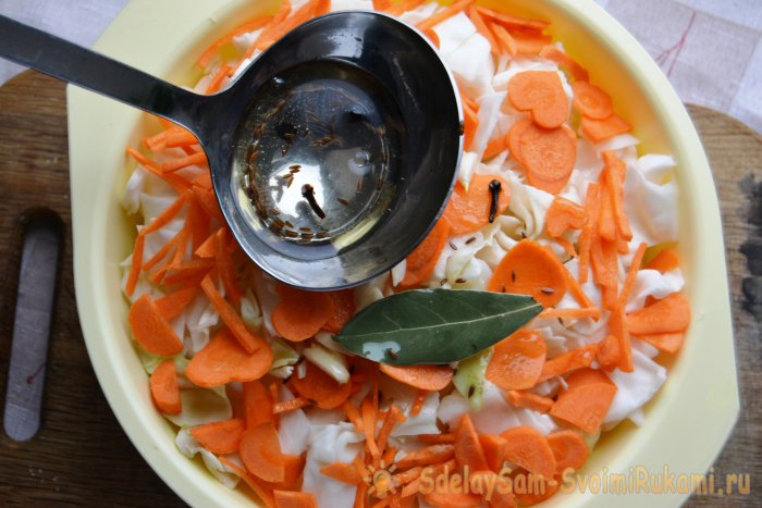 Хрустящая маринованная капуста быстрого приготовления