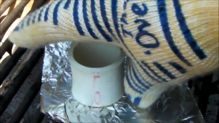 Простой способ отремонтировать треснутый черенок лопаты