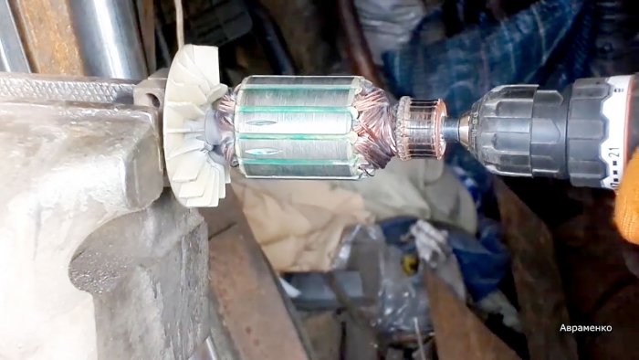 Как проточить коллектор якоря электроинструмента без токарного станка