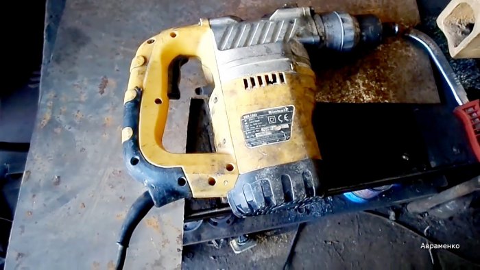 Как проточить коллектор якоря электроинструмента без токарного станка