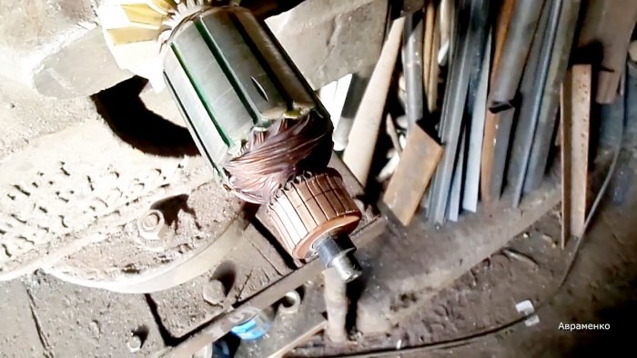 Как проточить коллектор якоря электроинструмента без токарного станка