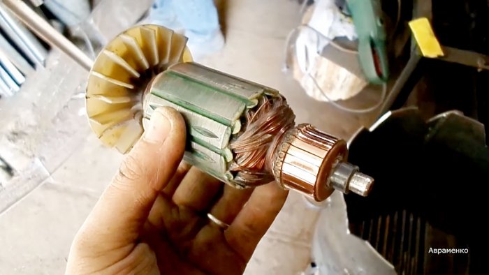 Как проточить коллектор якоря электроинструмента без токарного станка