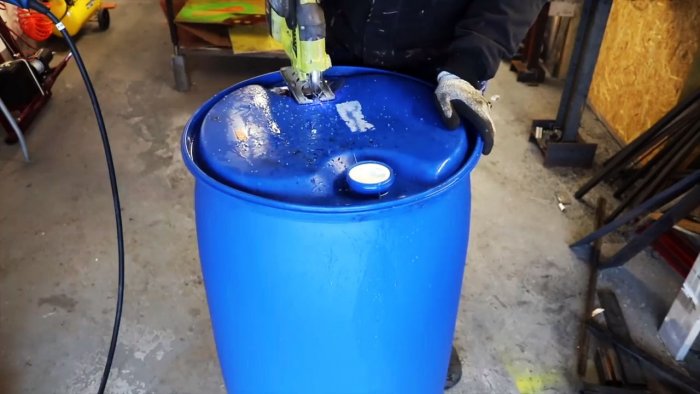 Как сделать снегоуборщик из пластиковой бочки