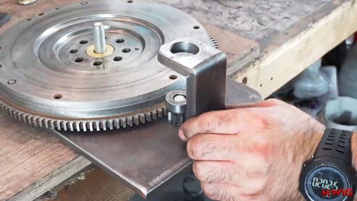 Как сделать трубогиб из маховика авто и бендикса стартера