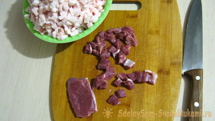 Домашняя свино-говяжья колбаска