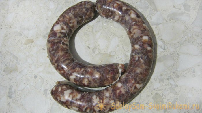 Домашняя свино-говяжья колбаска