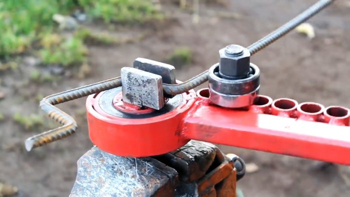 Как сделать универсальный арматурогиб