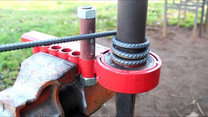 Как сделать универсальный арматурогиб