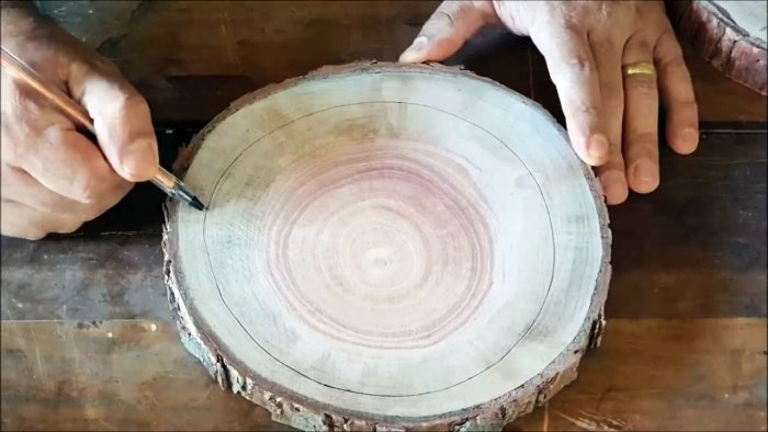 Как сделать шкатулку хлебницу из куска бревна