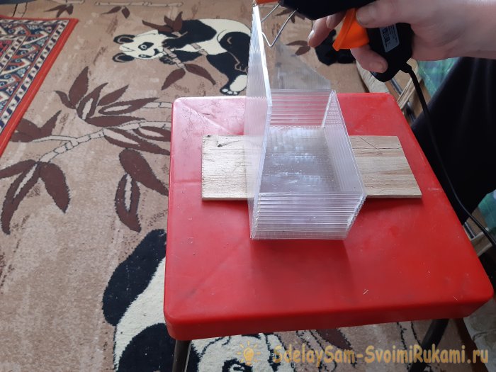 Как из остатков поликарбоната сделать пенал для хранения мелкого расходного инструмента