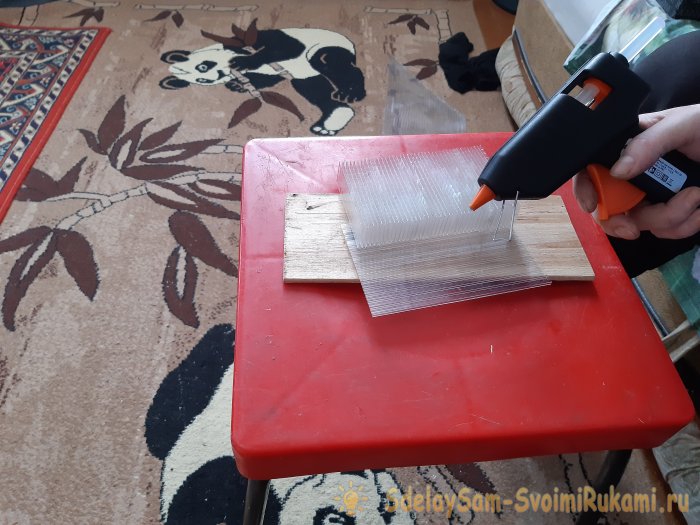 Как из остатков поликарбоната сделать пенал для хранения мелкого расходного инструмента