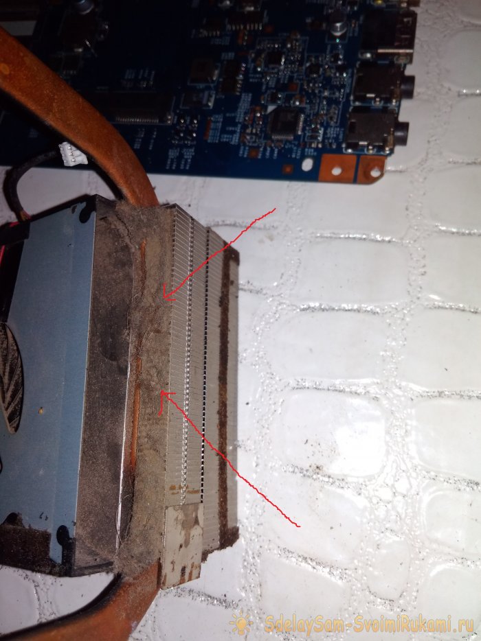 Очистка системы охлаждения в ноутбуке