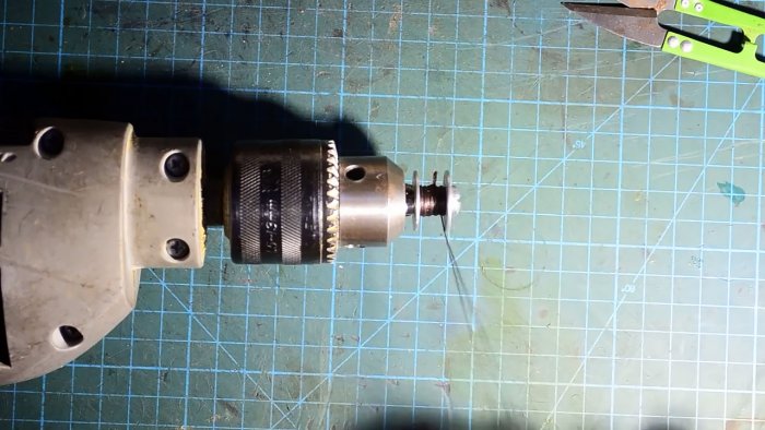 Как сделать ручную швейную машинку для кожи