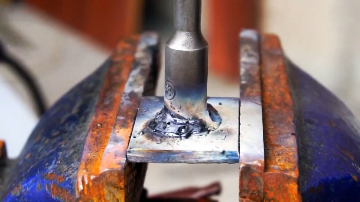 4 самодельных оснастки для перфоратора расширяющие его возможности