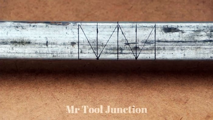 Как сделать необычный аккуратный изгиб профильной трубы под любой угол