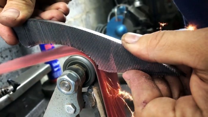 Резак из напильника своими руками