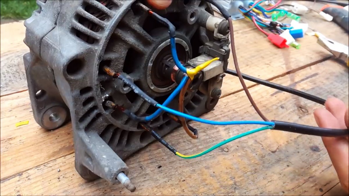 Как сделать электросамокат на приводе от автомобильного генератора