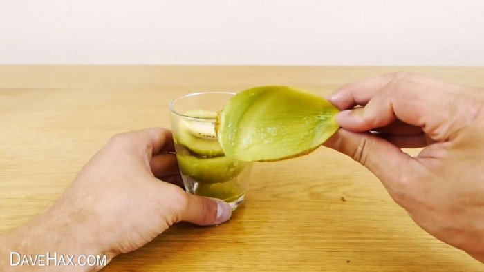 Как быстро очистить киви манго или авокадо