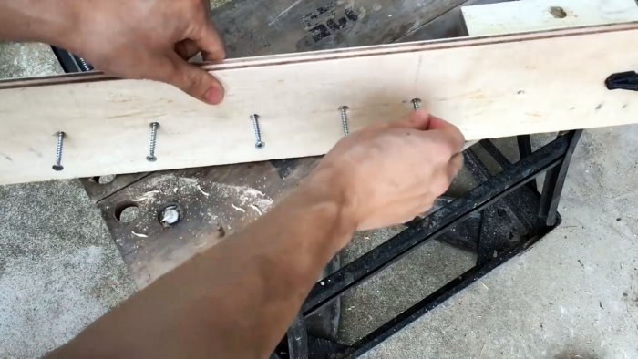 Этот токарный станок из дрели может сделать каждый