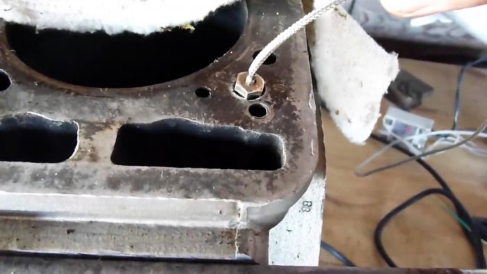 Необычный способ извлечения обломанной шпильки