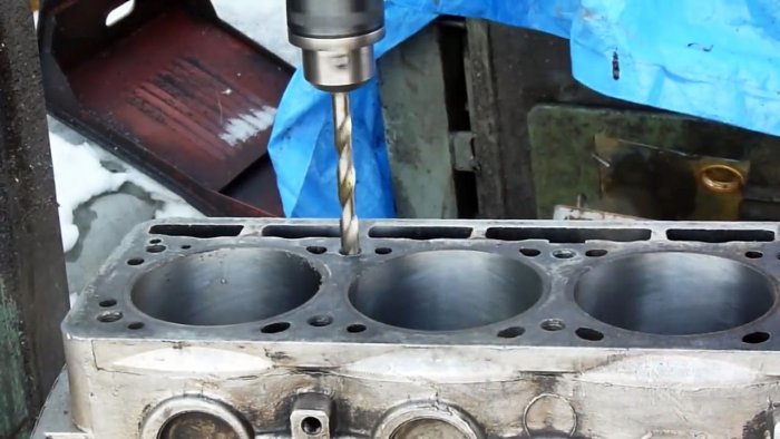 Необычный способ извлечения обломанной шпильки