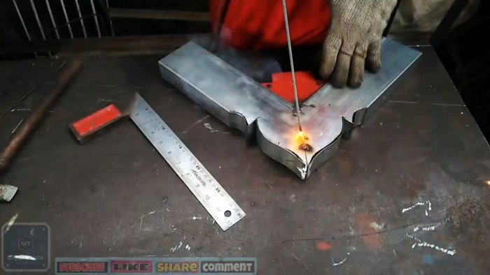 Как изогнуть профильную трубу под прямой угол в стиле резьбы по дереву