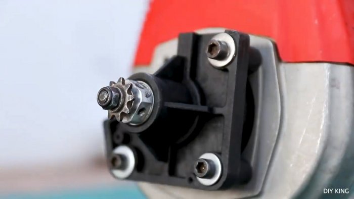 Как сделать небольшой электрический генератор из сигвея и двигателя триммера