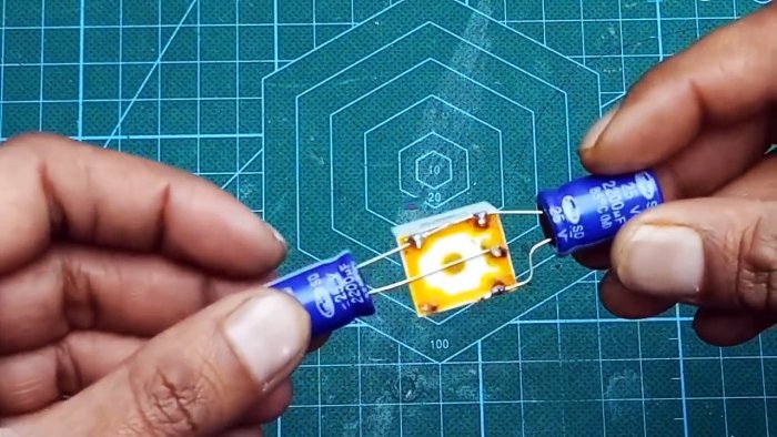 Ступенчатые Бегущие огни без транзисторов