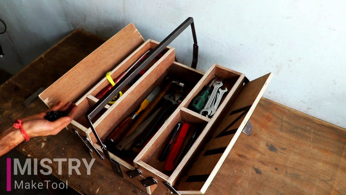 Ящик для инструментов из фанеры своими руками: делаем органайзер для механика