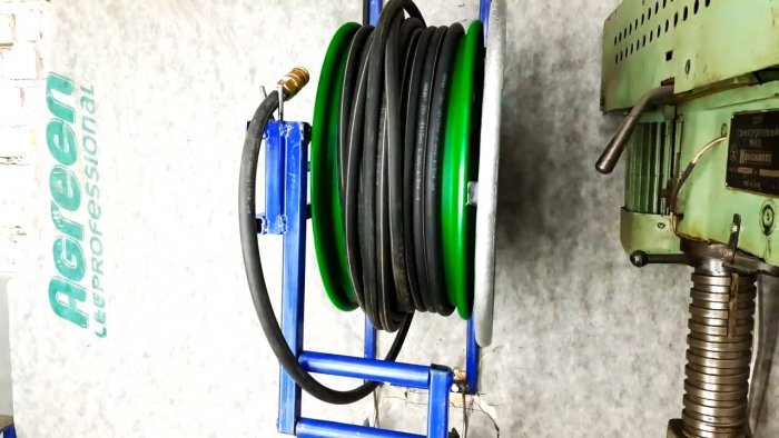 Катушка для шланга из диска и ступицы автомобиля