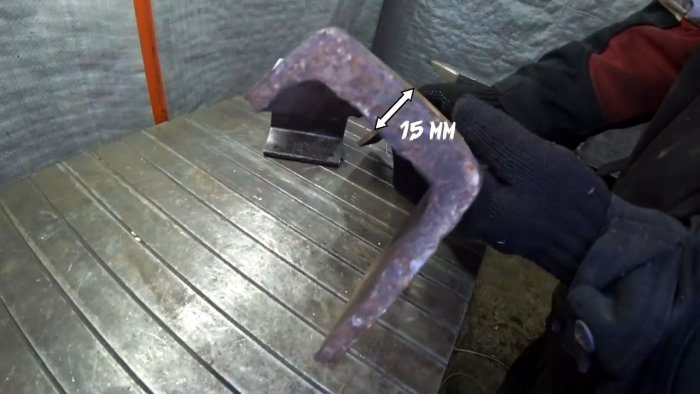 Как сделать простой станок из рельса для изготовления цепей