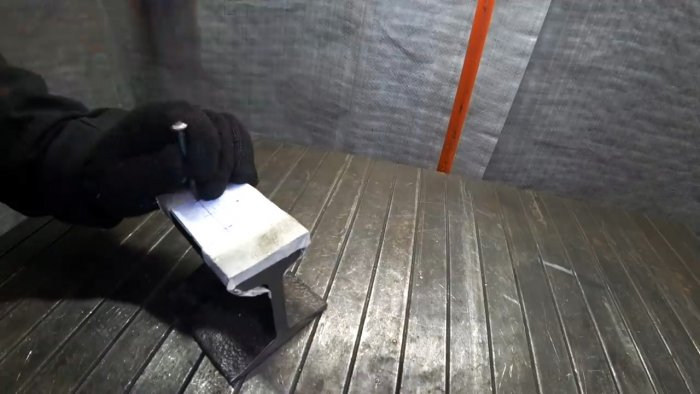 Как сделать простой станок из рельса для изготовления цепей