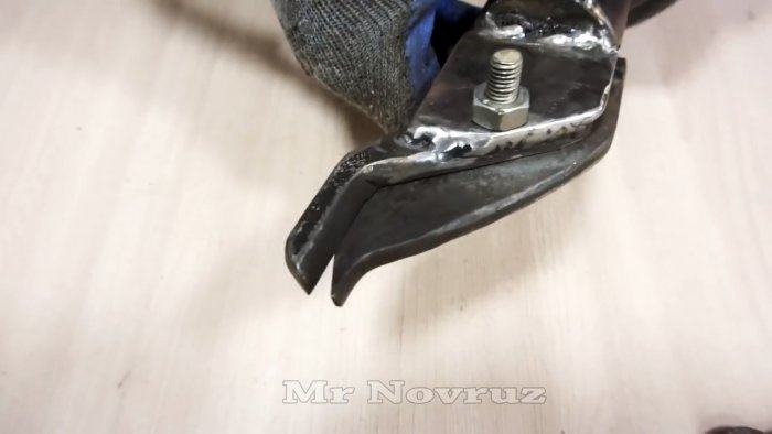 Самодельная насадка на дрель для быстрой резки листового металла