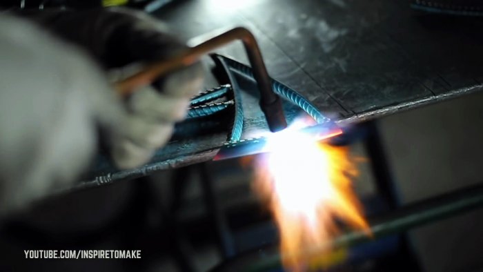 Как сделать топор из арматуры