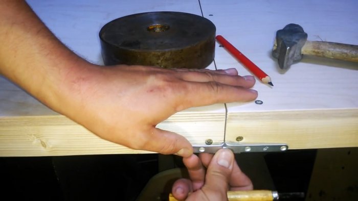 Как сделать устойчивый раскладной туристический столик своими руками