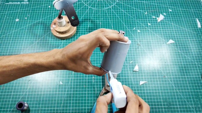 Как сделать мини циркулярную пилу 12 В