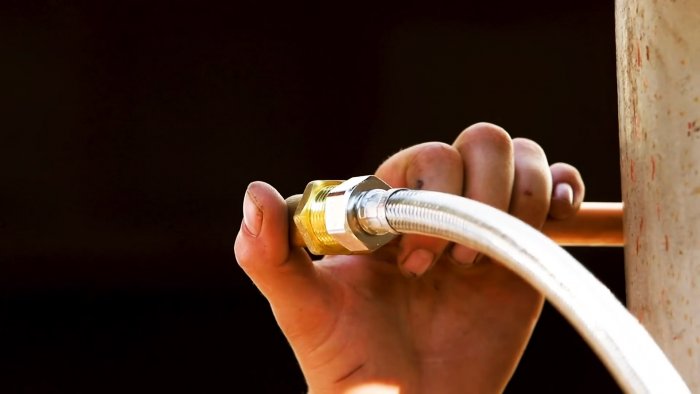 Как сделать проточный водонагреватель из газового баллона