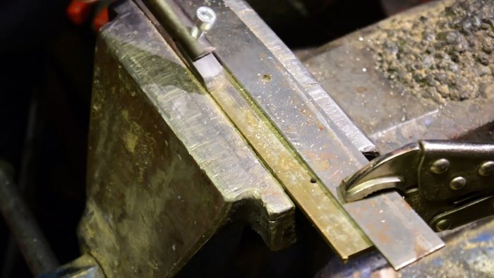 Как самому сделать пилу для ласточкиного хвоста