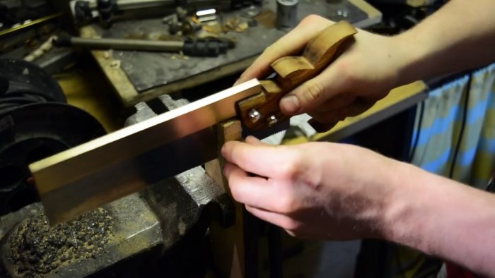 Как самому сделать пилу для ласточкиного хвоста