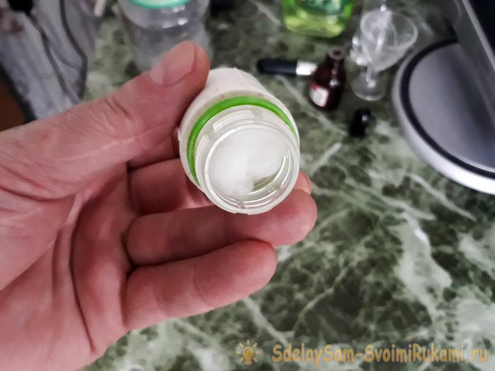Как сделать простой и действенный антисептик для рук