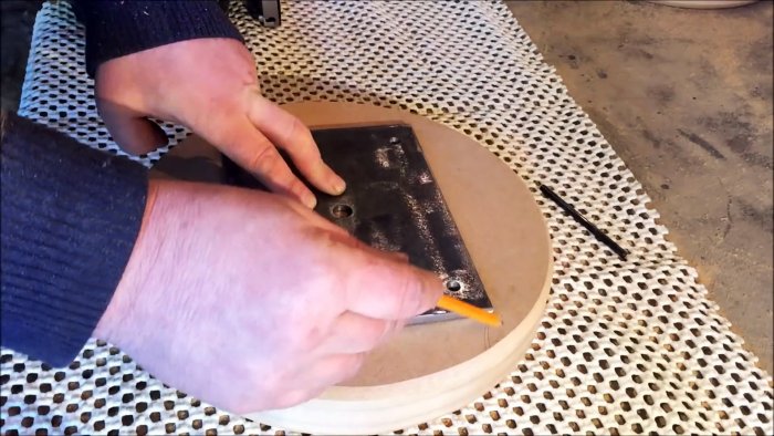 Как сделать табуретку из старого амортизатора