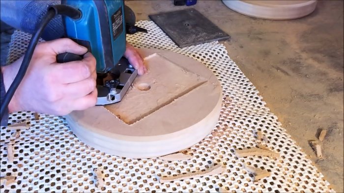 Как сделать табуретку из старого амортизатора