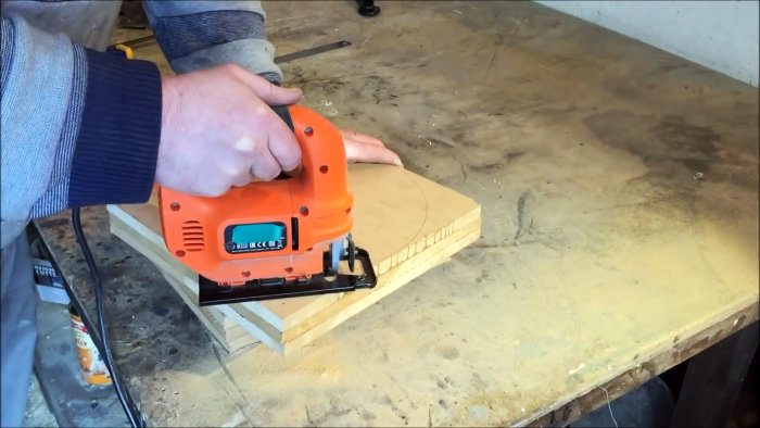 Как сделать табуретку из старого амортизатора