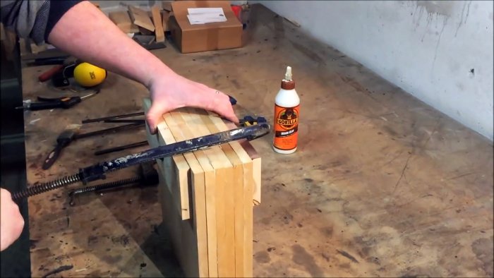 Как сделать табуретку из старого амортизатора