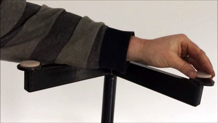 Как сделать табуретку из старого амортизатора