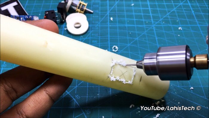 Как сделать удобную недорогую аккумуляторную электроотвертку