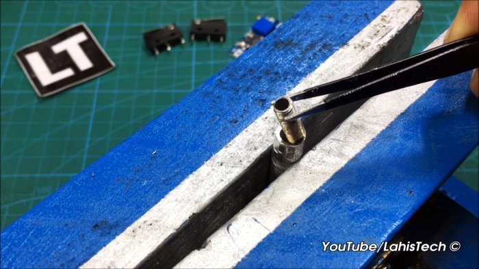 Как сделать удобную недорогую аккумуляторную электроотвертку