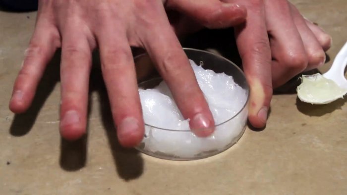 Как сделать пробку под любую емкость