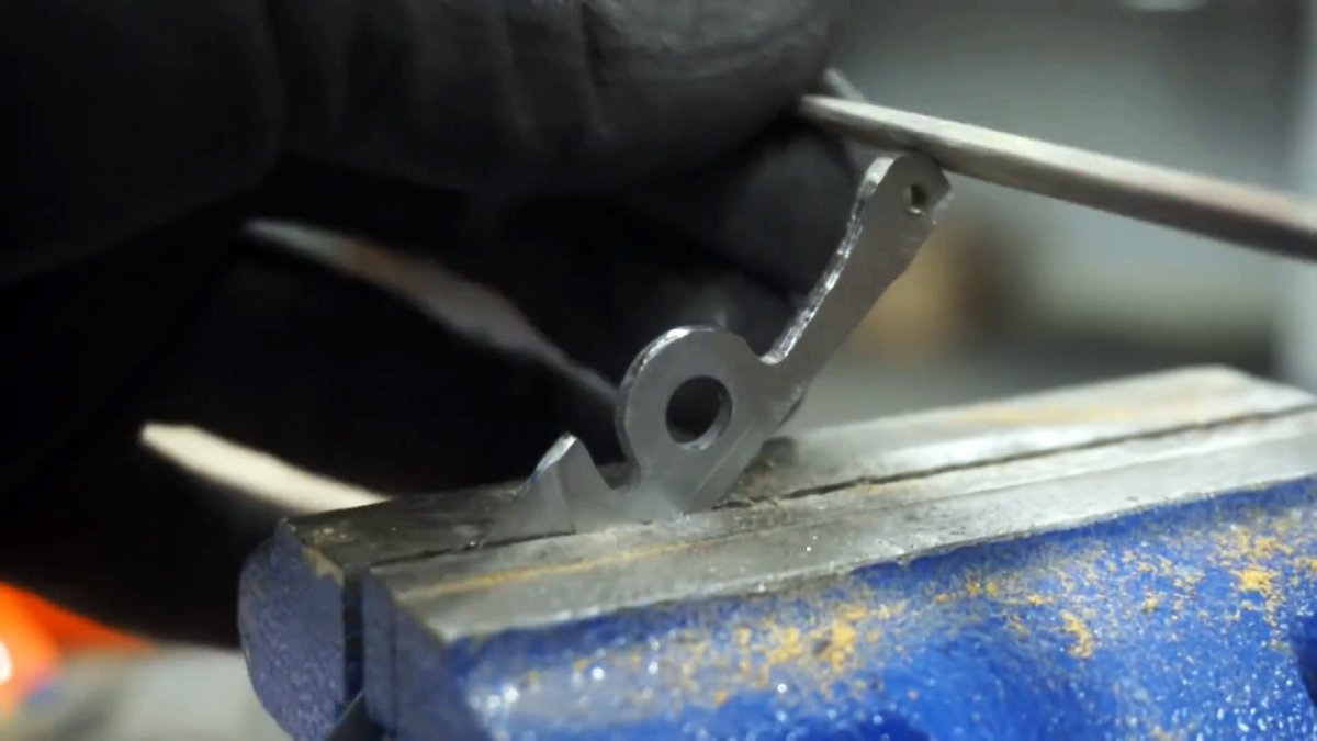 Как из сломанных ножниц сделать складной перочинный нож